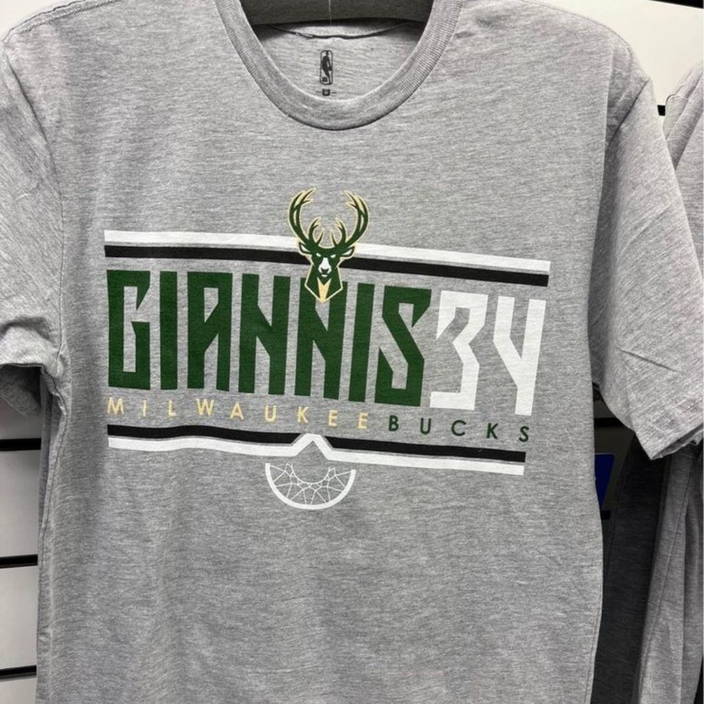 brand new milwaukee bucks shirt large